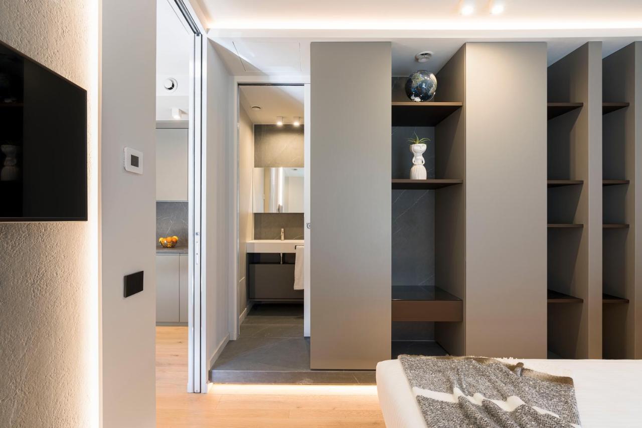 Aera Luxury Suites - 303 304 305 Катанія Екстер'єр фото