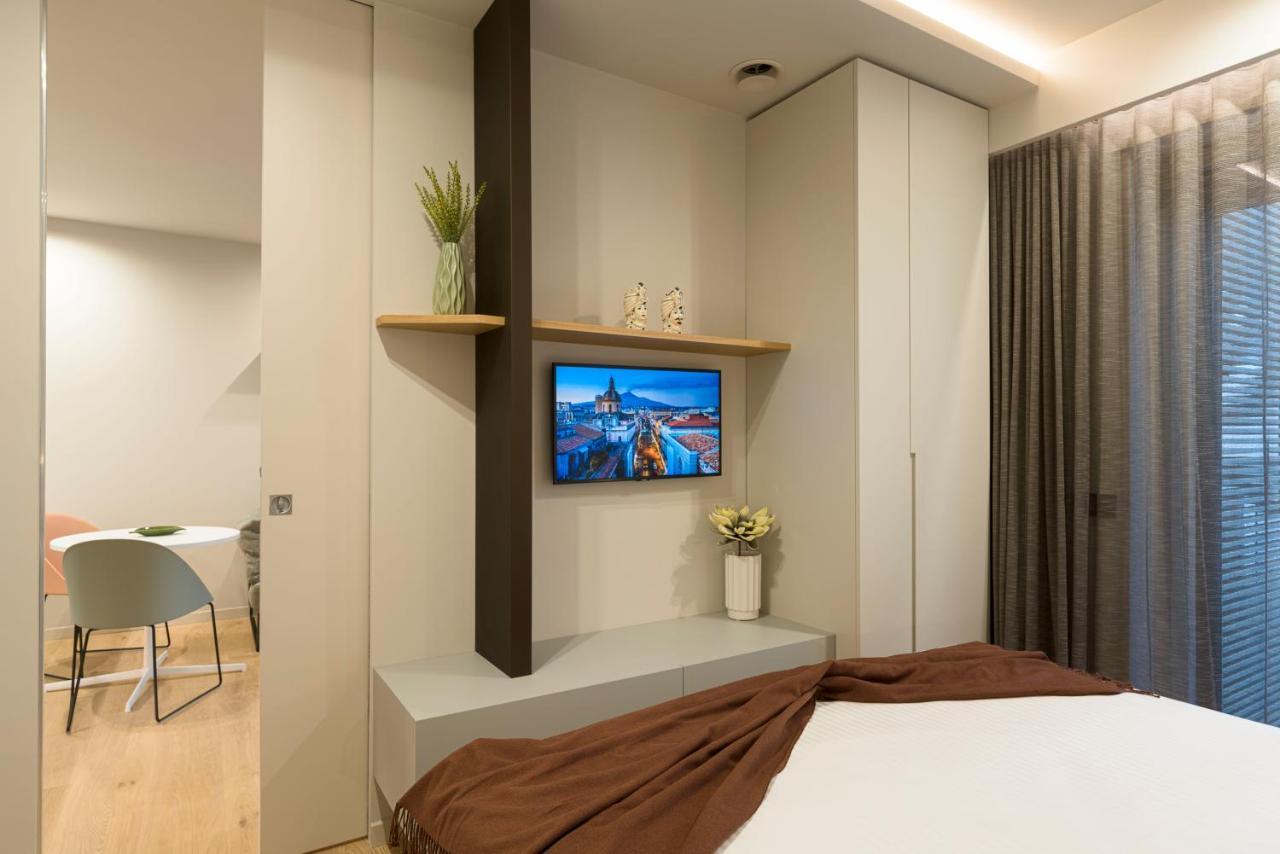 Aera Luxury Suites - 303 304 305 Катанія Екстер'єр фото