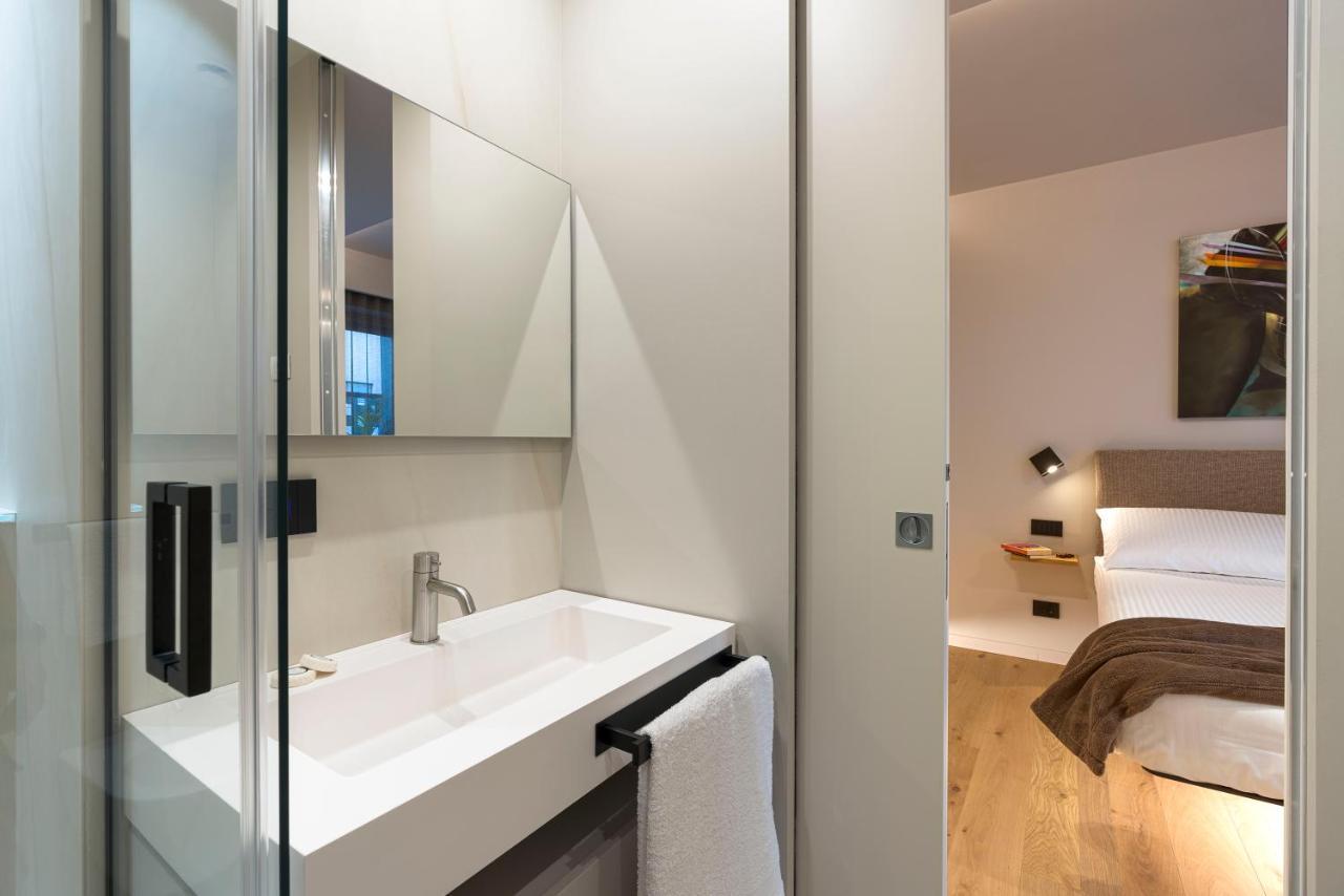 Aera Luxury Suites - 303 304 305 Катанія Екстер'єр фото
