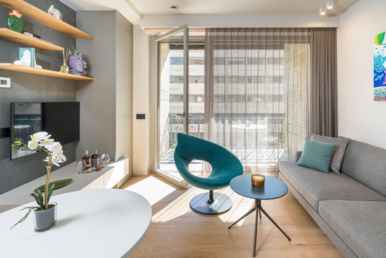 Aera Luxury Suites - 303 304 305 Катанія Екстер'єр фото