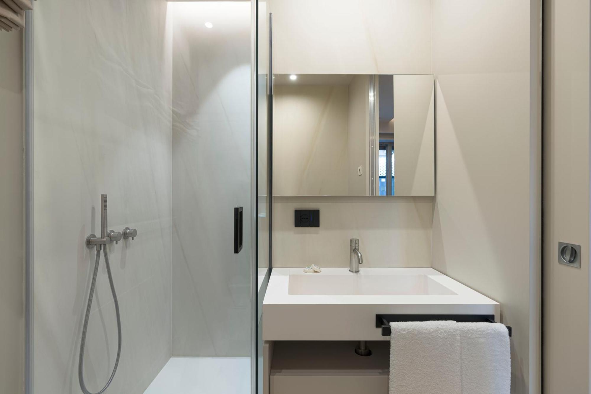 Aera Luxury Suites - 303 304 305 Катанія Екстер'єр фото